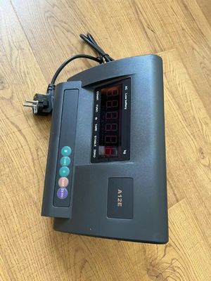 LCD-platformschaalindicator voor het wegen van dieren XK3190-A12 op VDE-EUROPE-bankbelasting