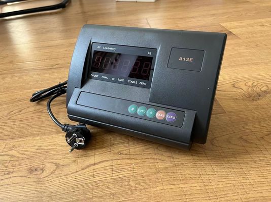 LCD-platformschaalindicator voor het wegen van dieren XK3190-A12 op VDE-EUROPE-bankbelasting